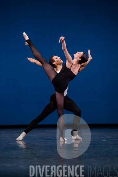 Violin Concerto / George Balanchine