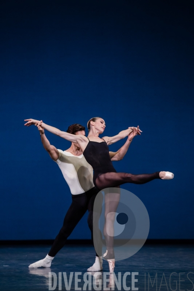 Violin Concerto / George Balanchine