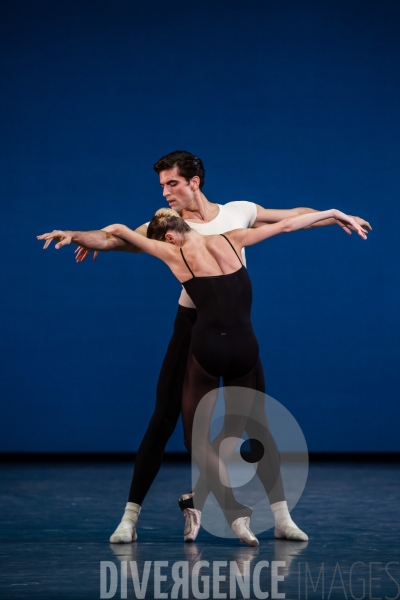 Violin Concerto / George Balanchine
