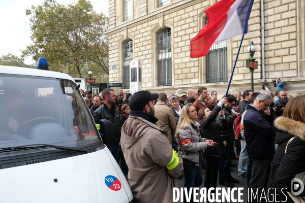 Marche de la colere policiere et citoyenne, place de la Republique