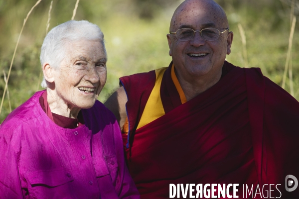 La Peintre Yahne Le Toumelin et son fils Matthieu Ricard chez eux en Dordogne