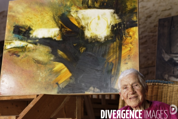 La Peintre Yahne Le Toumelin et son fils Matthieu Ricard chez eux en Dordogne