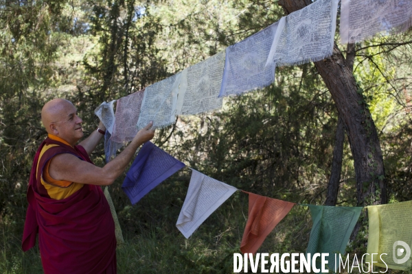 La Peintre Yahne Le Toumelin et son fils Matthieu Ricard chez eux en Dordogne