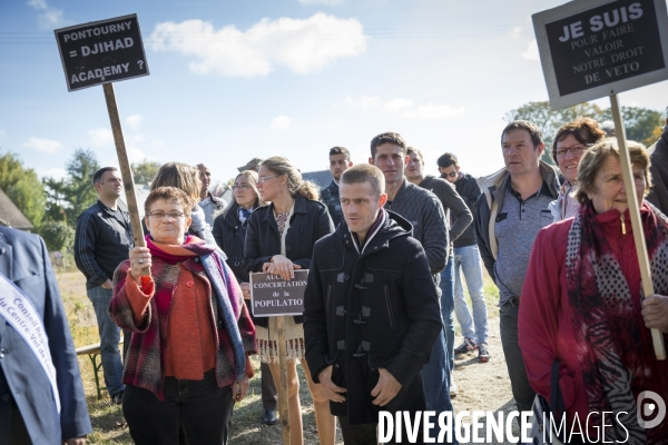 Manuel Valls à Beaumont-en-Véron et Tours