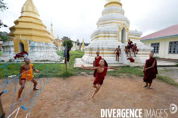 Football des rues au Myanmar