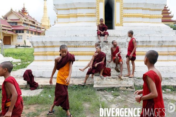 Football des rues au Myanmar