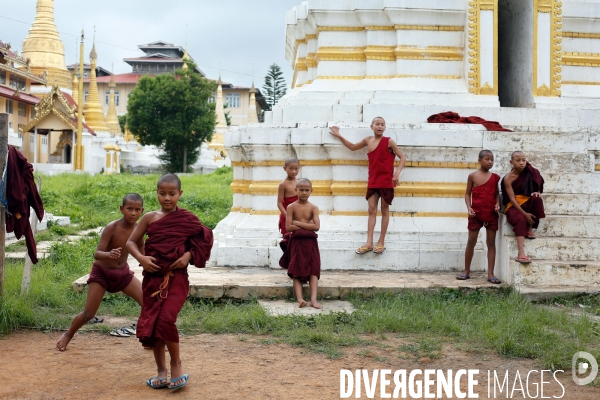 Football des rues au Myanmar