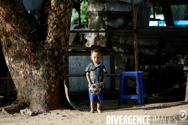 Football des rues au Myanmar