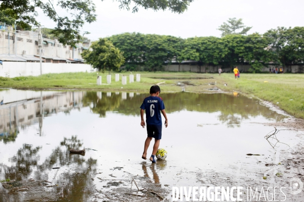 Football des rues au Myanmar