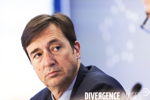 Jean-Marc Janaillac, PDG du groupe, dévoile son plan stratégique «Trust Together»,  la création d une nouvelle compagnie et la nomination de Franck TERNER, nouveau directeur général d Air France