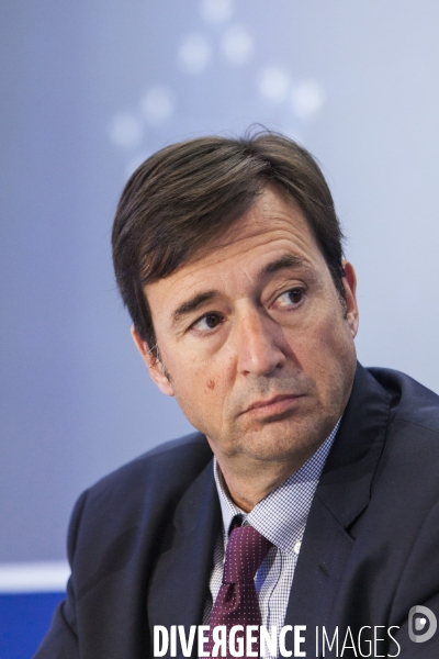Jean-Marc Janaillac, PDG du groupe, dévoile son plan stratégique «Trust Together»,  la création d une nouvelle compagnie et la nomination de Franck TERNER, nouveau directeur général d Air France