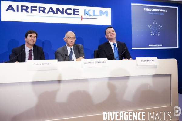 Jean-Marc Janaillac, PDG du groupe, dévoile son plan stratégique «Trust Together»,  la création d une nouvelle compagnie et la nomination de Franck TERNER, nouveau directeur général d Air France