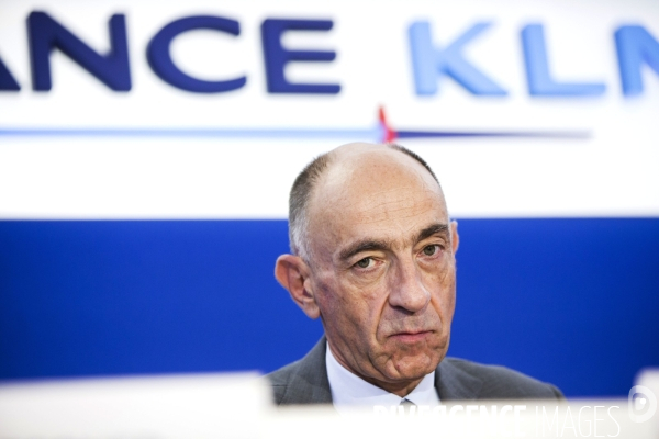 Jean-Marc Janaillac, PDG du groupe, dévoile son plan stratégique «Trust Together»,  la création d une nouvelle compagnie et la nomination de Franck TERNER, nouveau directeur général d Air France