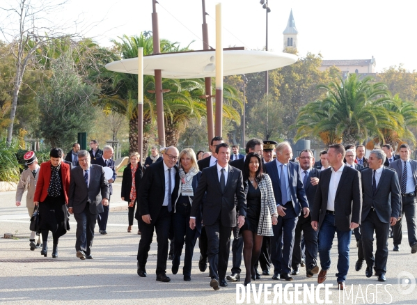 Valls,le drian a marseille