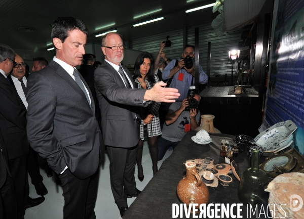 Valls,le drian a marseille