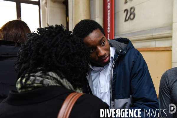 Procès des violences policières du lycée Bergson.