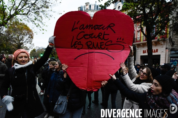 Commémoration des attentats du 13 novembre au Bataclan.