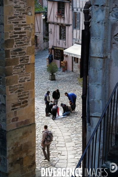 Conques.