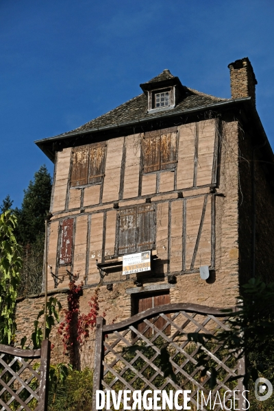 Conques.Une maison a vendre