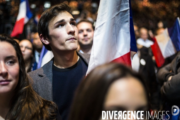 Meeting d Alain Juppé au Zenith.