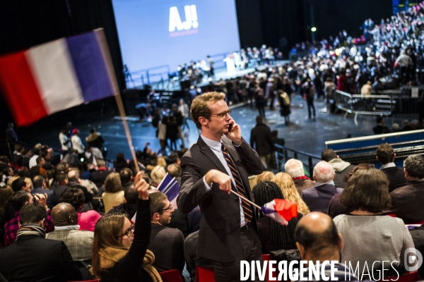 Meeting d Alain Juppé au Zenith.