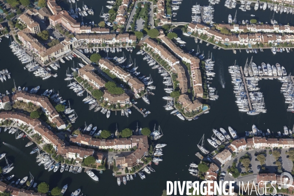Vue aérienne du golfe de Saint Tropez