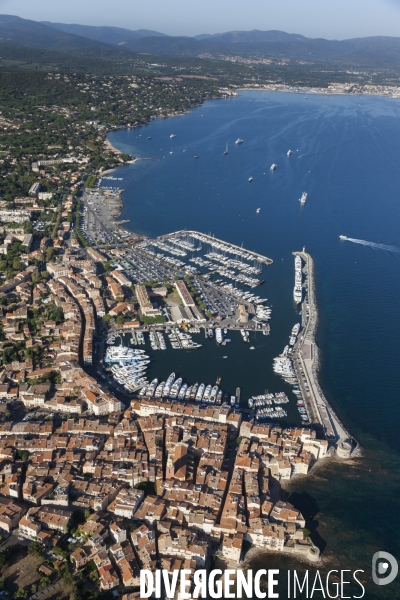 Vue aérienne du golfe de Saint Tropez