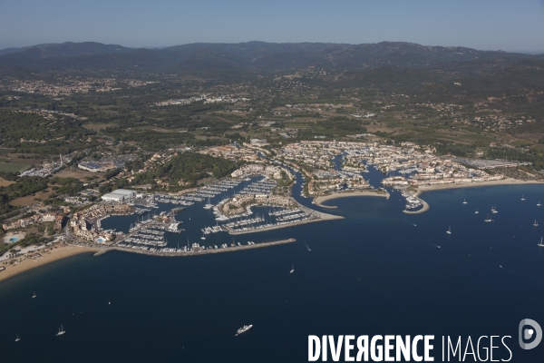 Vue aérienne du golfe de Saint Tropez