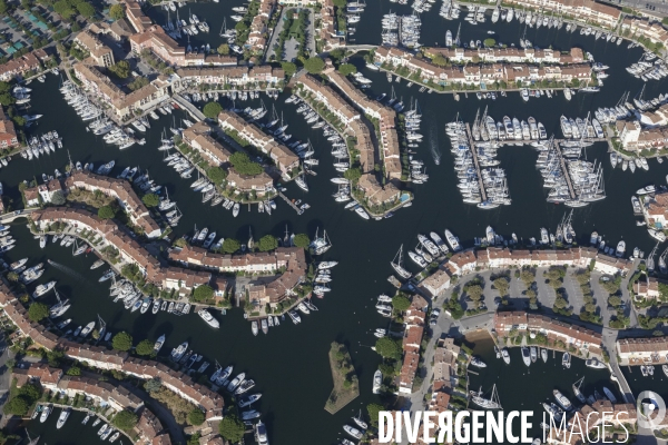 Vue aérienne du golfe de Saint Tropez