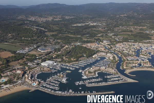 Vue aérienne du golfe de Saint Tropez