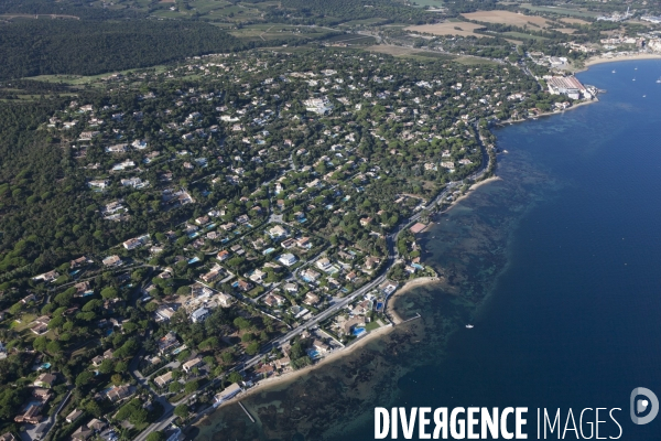 Vue aérienne du golfe de Saint Tropez