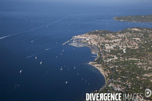 Vue aérienne du golfe de Saint Tropez