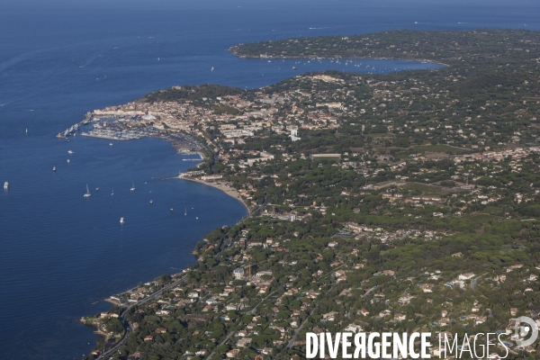 Vue aérienne du golfe de Saint Tropez