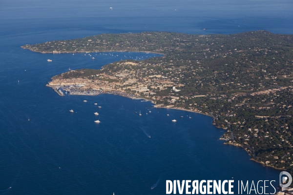 Vue aérienne du golfe de Saint Tropez