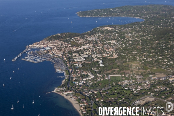 Vue aérienne du golfe de Saint Tropez