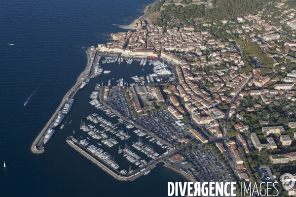 Vue aérienne du golfe de Saint Tropez