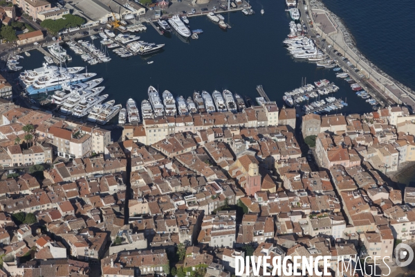 Vue aérienne du golfe de Saint Tropez