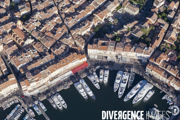 Vue aérienne du golfe de Saint Tropez