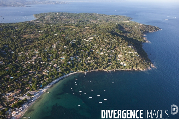 Vue aérienne du golfe de Saint Tropez