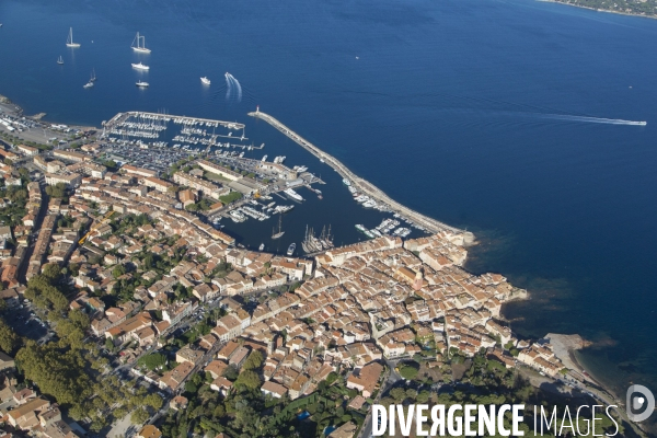 Vue aérienne du golfe de Saint Tropez