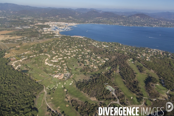 Vue aérienne du golfe de Saint Tropez