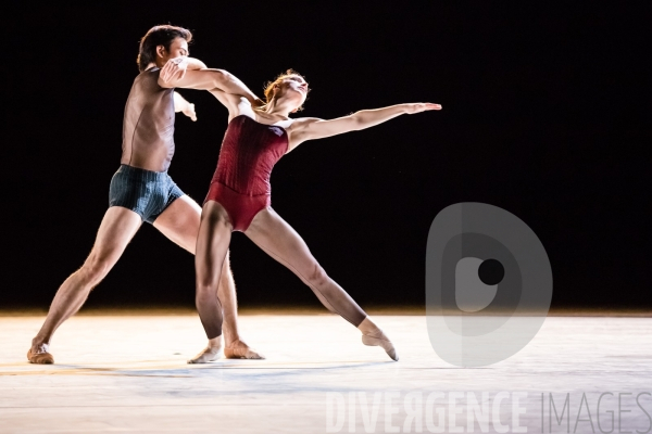 Bella Figura /  Jiri Kylian