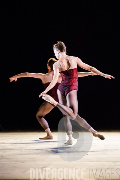 Bella Figura /  Jiri Kylian