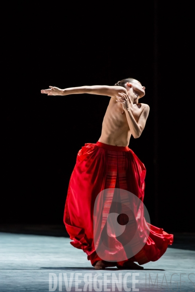 Bella Figura /  Jiri Kylian