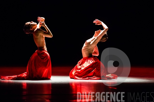 Bella Figura /  Jiri Kylian