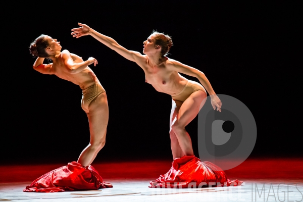 Bella Figura /  Jiri Kylian