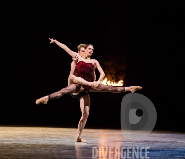 Bella Figura /  Jiri Kylian