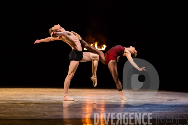 Bella Figura /  Jiri Kylian