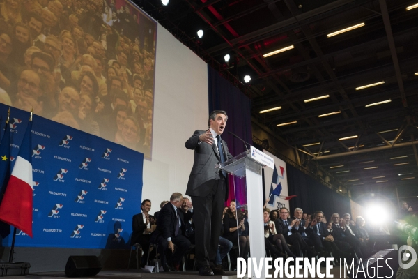 Dernier meeting de François Fillon, porte de Versailles.