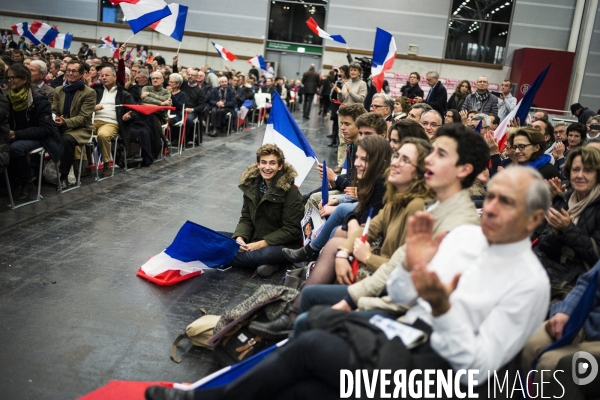 Dernier meeting de François Fillon, porte de Versailles.